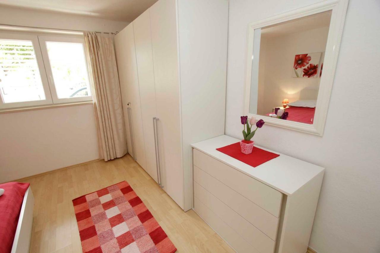 Apartmani Ivona & Ivo Makarska Exterior foto